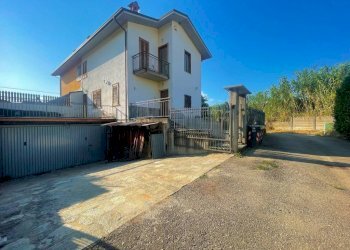 Facciata - Villa corso Silvio Pilotti, Tortona - foto 3