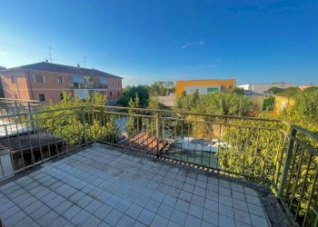 Terrazzo - Villa corso Silvio Pilotti, Tortona - photo 14