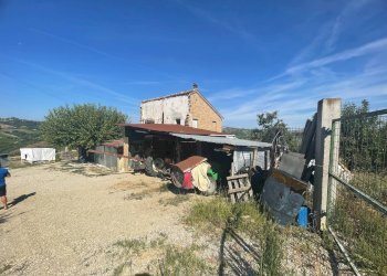 Foto 4 - Rustico Contrada Collelungo
 
17, Monsampolo del Tronto - foto 4