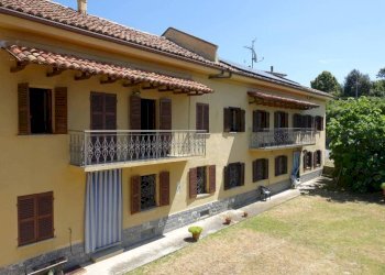 Facciata - Rustico via Umberto I, San Marzano Oliveto - foto 1