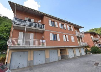 Facciata - Trilocale via Rocchini, 27, San Michele Mondovì - foto 1