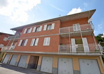 Facciata - Trilocale via Rocchini, 27, San Michele Mondovì - foto 12