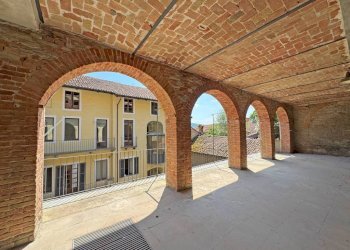 Interno palazzo - Stabile - Palazzo via Fratelli Cairoli, Canelli - foto 18