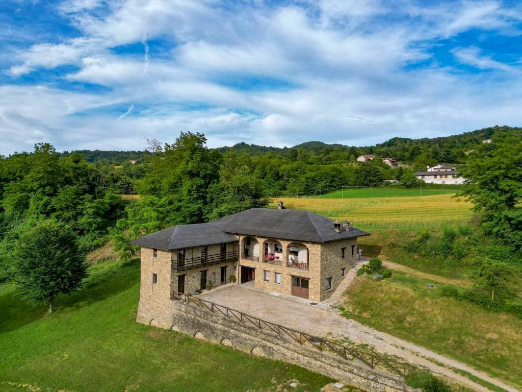 Vista - Rustico via Madonna dei Piani, San Benedetto Belbo - foto 1
