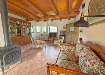 Salone - Rustico via Madonna dei Piani, San Benedetto Belbo - foto 8