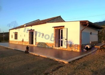 Facciata - Rustico contrada Lisciandrini, Castellammare del Golfo - foto 16