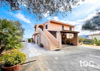 Villa Budoni - foto 1