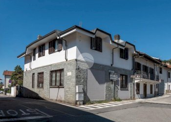 Semi-detached house Via Marchile Cappella, Piossasco - photo 1