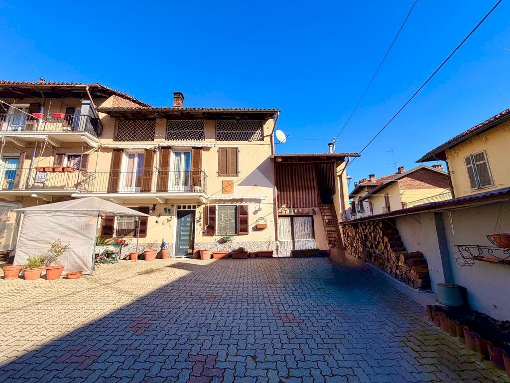 Casa semi indipendente Via vittorio veneto, Gassino Torinese - foto 2