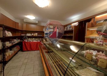 Cucina - Attività Commerciale Lurano - foto 3