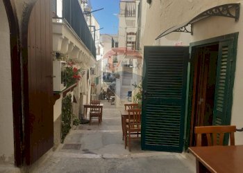 Edificio all\'aperto - Monolocale Via Celestino V
 
41, Vieste - foto 3