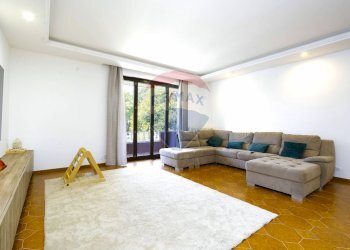 Soggiorno - Villa Via Contardo Ferrini
 
75, Arcore - photo 8