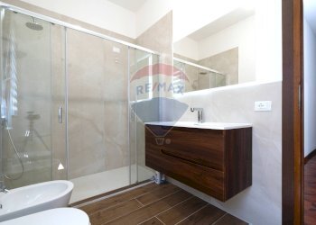 Bagno - Villa Via Contardo Ferrini
 
75, Arcore - photo 36