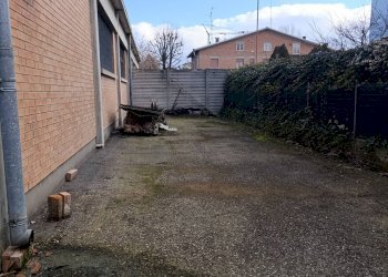 Foto 4 - Commercial Premises Mirandola - photo 4