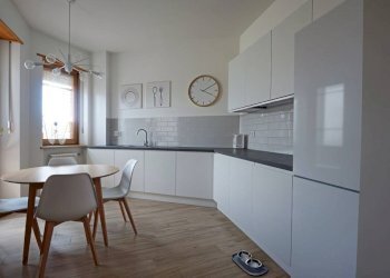 Cucina - Appartamento via Alessandro Manzoni, 14, Mondovì - foto 3