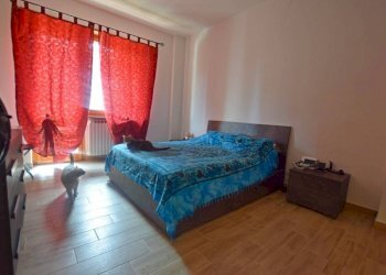 Camera da letto - Appartamento via Alessandro Manzoni, 14, Mondovì - foto 6