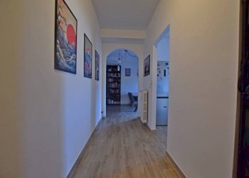 Corridoio - Appartamento via Alessandro Manzoni, 14, Mondovì - foto 19