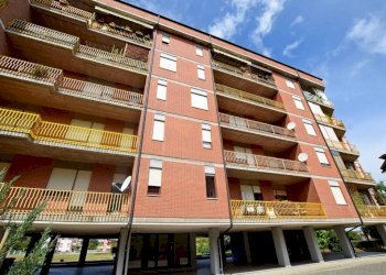 Facciata - Appartamento via Alessandro Manzoni, 14, Mondovì - foto 23