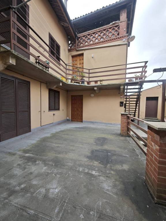 Cortile interno - Appartamento Portacomaro - foto 1