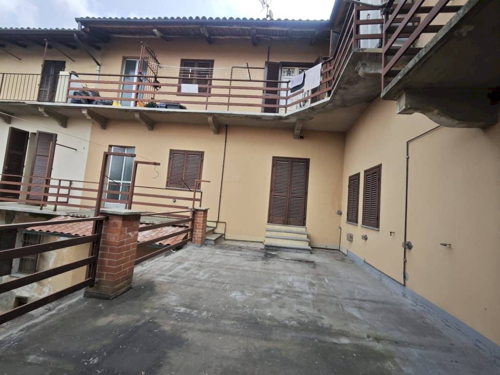 Cortile interno - Appartamento Portacomaro - foto 2