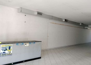 Ambiente 12. - Shop via Monti di San Paolo, Roma (neighborhood Acilia) - photo 12