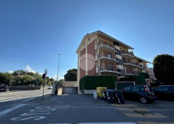 Three-room apartment Via Gribaudia, Settimo Torinese - photo 2