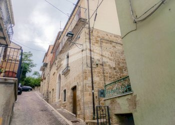 Foto 3 - Stabile - Palazzo via roma
 
snc, Castelbottaccio - foto 3