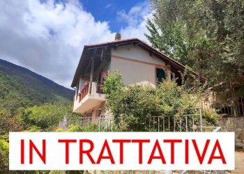 Facciata - Villa strada Provinciale Nord, Ceriana - foto 1