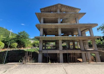 Foto 1 - Villa via gramsci, Montoro - foto 1