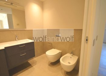 Foto 14 - Three-room apartment Via Borgogna
 
7, Milano - photo 14