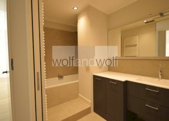 Foto 15 - Three-room apartment Via Borgogna
 
7, Milano - photo 15