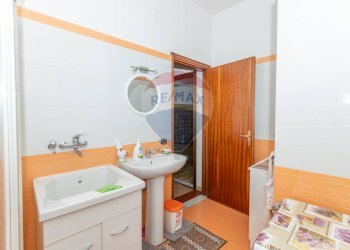 Bagno - Appartamento Via Cappuccini vecchi
 
8, Caltagirone - foto 29