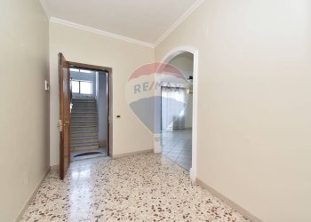 Hall / corridoio - Appartamento Via Galileo Galilei
 
43, Paterno - foto 29