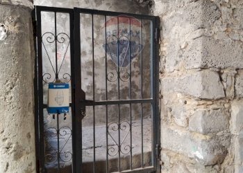 Scale - Casa indipendente Via Santa Maria dei Greci
 
90, Vizzini - foto 7