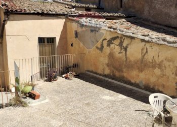 Terrazza - Casa indipendente Via Santa Maria dei Greci
 
90, Vizzini - foto 10