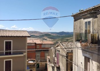 Edificio all\'aperto - Casa indipendente Via Santa Maria dei Greci
 
90, Vizzini - foto 13