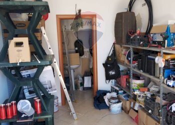 Dispensa di stoccaggio - Casa indipendente Via Santa Maria dei Greci
 
90, Vizzini - foto 34