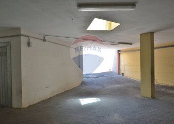 Parcheggio - Box Via Giacomo Leopardi
 
5, San Giovanni la Punta - foto 5