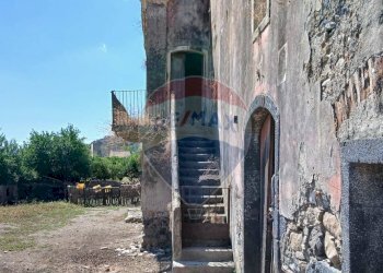 Edificio all\'aperto - Casa indipendente sp 81
 
84, Calatabiano - foto 2