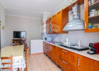 Cucina - Quadrilocale Via Madonna della Via
 
190, Gravina di Catania - foto 6