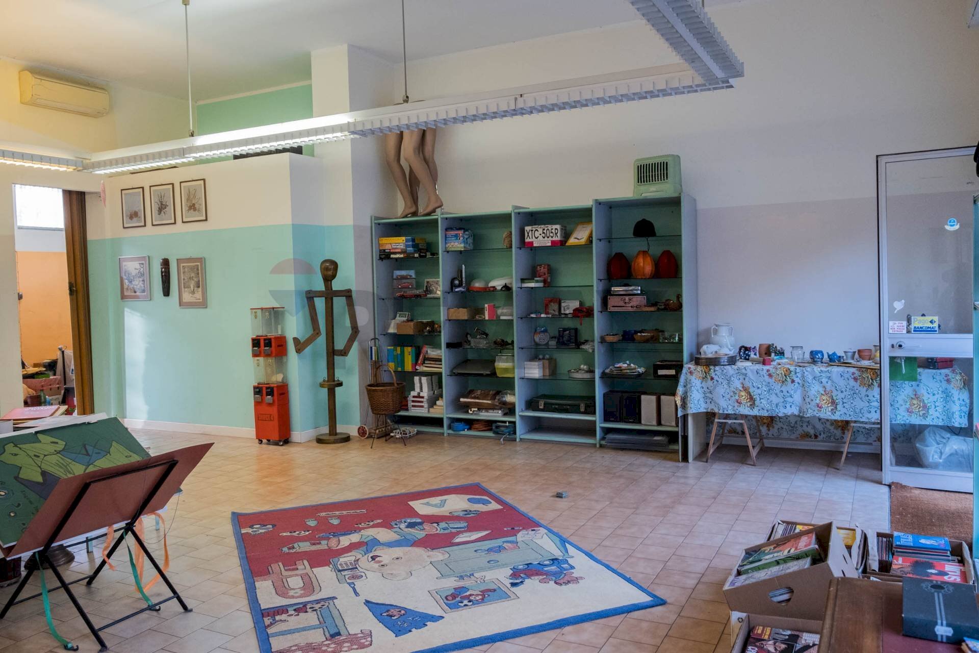 Soggiorno - Commercial Premises via Jannozzi
50, San Donato Milanese - photo 2