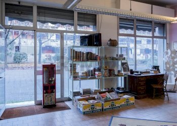 Soggiorno - Commercial Premises via Jannozzi
 
50, San Donato Milanese - photo 3