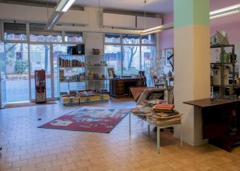 Soggiorno - Commercial Premises via Jannozzi
 
50, San Donato Milanese - photo 4