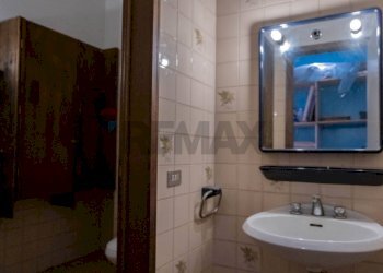 Bagno - Commercial Premises via Jannozzi
 
50, San Donato Milanese - photo 14