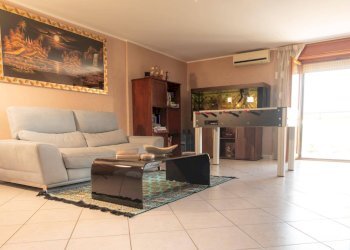 Foto 4 - Trilocale VIA GARIBALDI
 
76, Nocera Superiore - foto 4