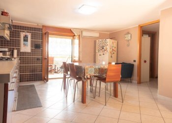 Foto 5 - Trilocale VIA GARIBALDI
 
76, Nocera Superiore - foto 5