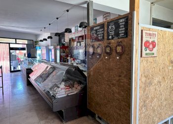 Parcheggio - Attività Commerciale Via Botteghelle
 
65, Mazzarrone - foto 7