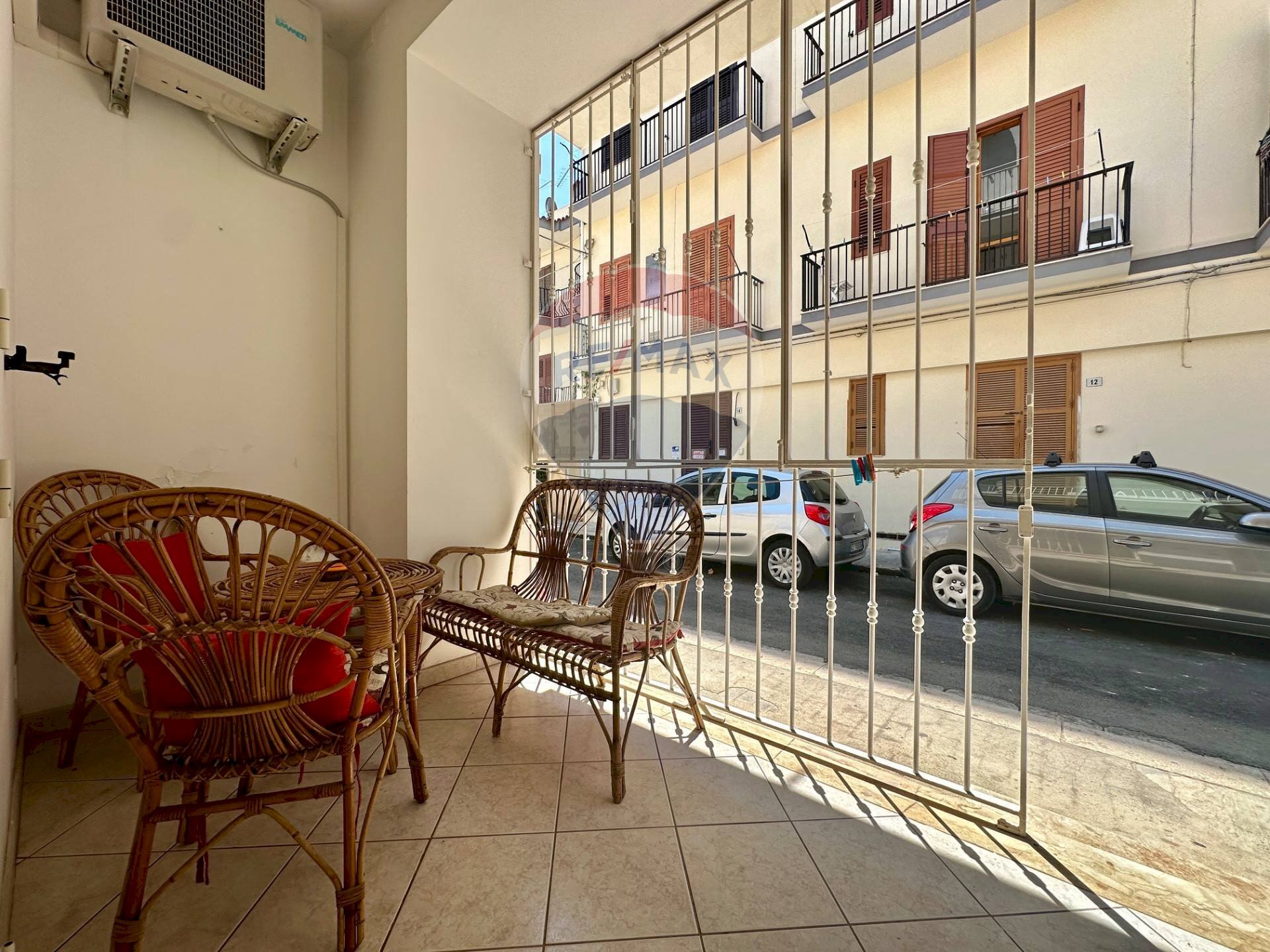 Balcone - Bilocale Via Amerigo Vespucci
 
25, Ragusa - foto 2