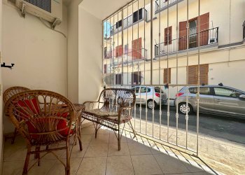 Balcone - Bilocale Via Amerigo Vespucci
 
25, Ragusa - foto 2