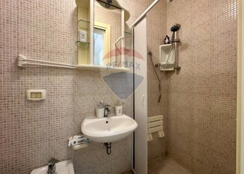 Bagno - Bilocale Via Amerigo Vespucci
 
25, Ragusa - foto 14